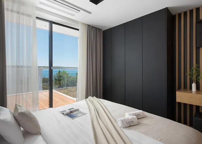 5-star Calma Ii With Heated Pool & Jacuzzi Oasis 斯塔利格拉德-帕克利尼卡