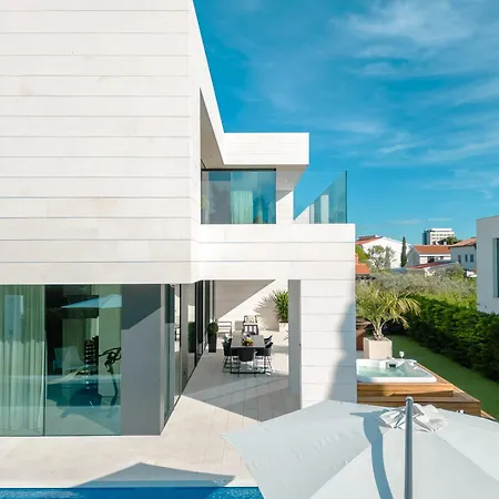 5-star Calma Ii With Heated Pool & Jacuzzi Oasis וילה *